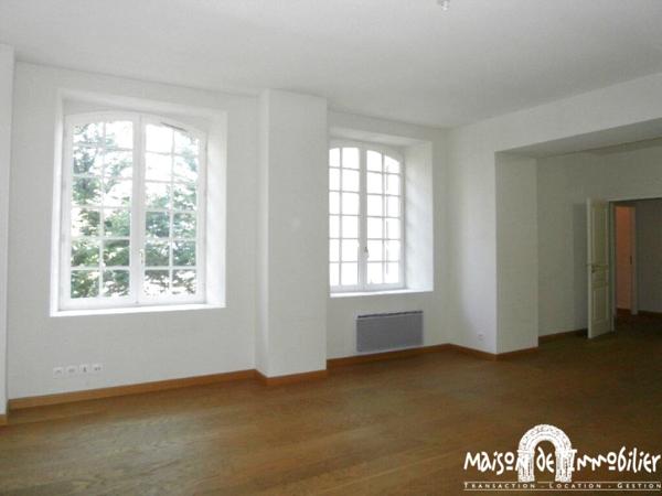 Location Appartement en résidence - 3 pièces - 77m² - COGNAC