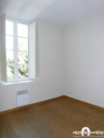 Location Appartement en résidence - 3 pièces - 77m² - COGNAC