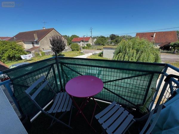 Appartement à louer à Molay dans le Jura (39500), ref : 39033-L604