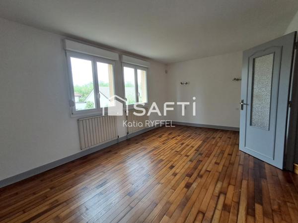 garage, terrain de 905 m², grand volume, 193 m² habitable, grande pièce à vivre