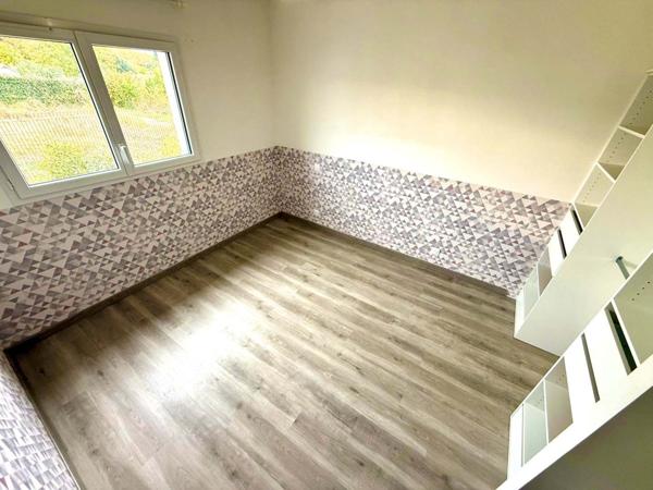 Villa T5 plain-pied 4 faces – Parcelle piscinable