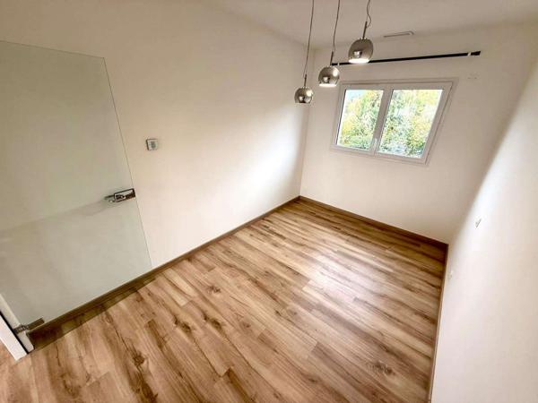 Villa T5 plain-pied 4 faces – Parcelle piscinable