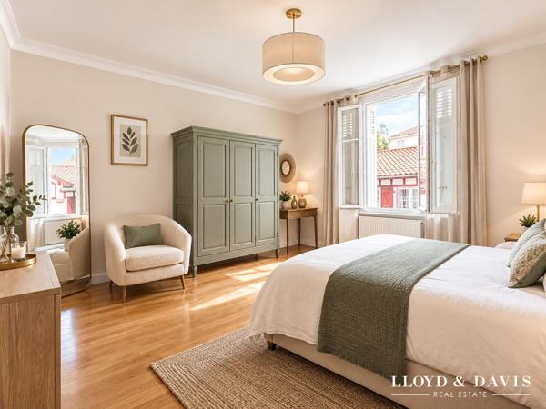 APPARTEMENT 100 M² AVEC PARKING