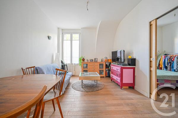 Appartement F2 Bis à vendre  2 pièces - 48,85 m2 PARIS - 75012
