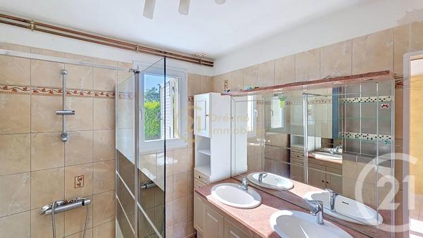 Maison à vendre  6 pièces - 155 m 2   BRUZ  - 35