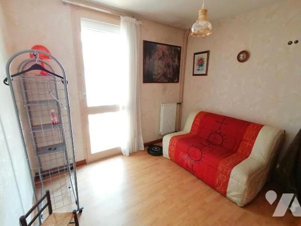 EXCLUSIVITÉ TRENTE CINQ NOTAIRES - UNE OPPORTUNITÉ RARE À SAISIR ! Idéalement située en impasse...