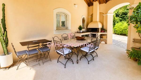 Maison à vendre 9 pièces de 206 m²