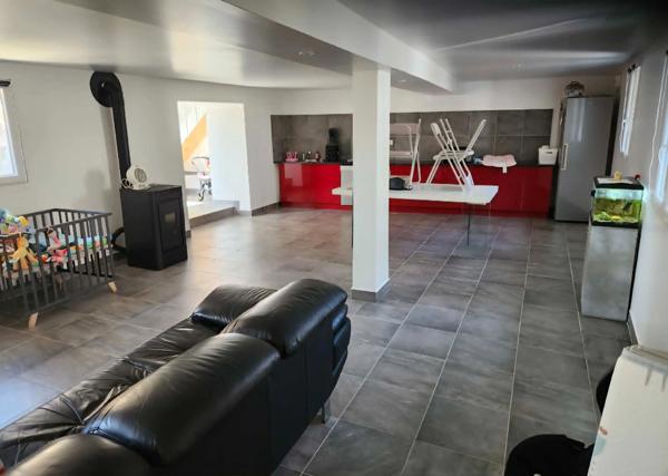 Maison à vendre rénovée 3 pièces 106 m² SOMMEVOIRE (52)