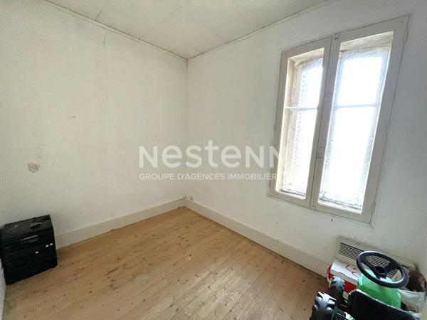 MAISON DE VILLE DE 74M² 2 CHAMBRES ET 1 BUREAU PROCHE DES COMMODITÉS CHABRIS (INDRE 36)