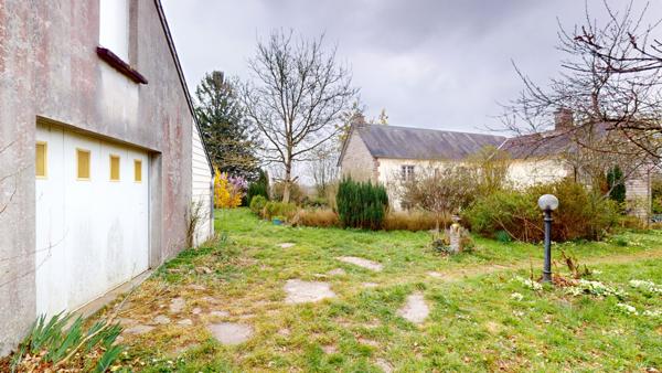 Maison en pierres - 8 chambres - Jardin arboré - Garage - Isigny Le Buat - Gîte