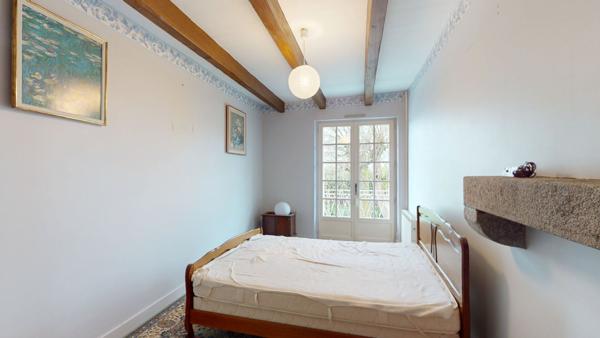 Maison en pierres - 8 chambres - Jardin arboré - Garage - Isigny Le Buat - Gîte