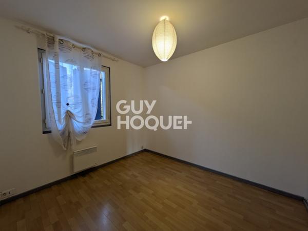 MAISON À VENDRE DE 9 PIÈCES DE 221,00 M²