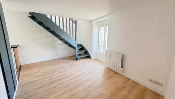 Appartement  T1 bis en duplex dans le centre-ville d'Auray