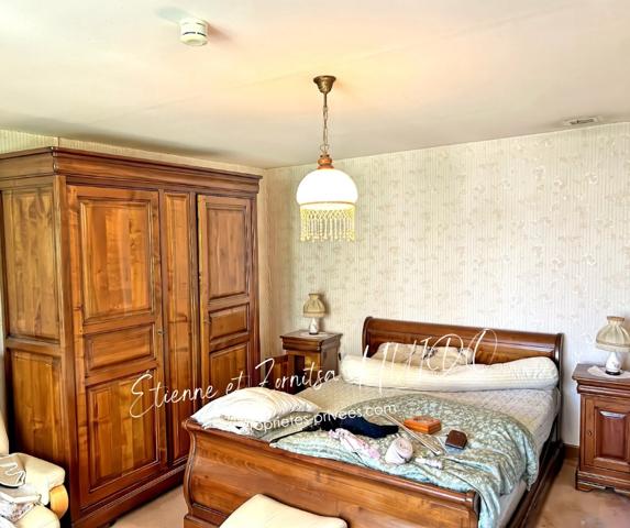 Ensemble de 2 maisons Vatan 8 pièce(s) 168 m2