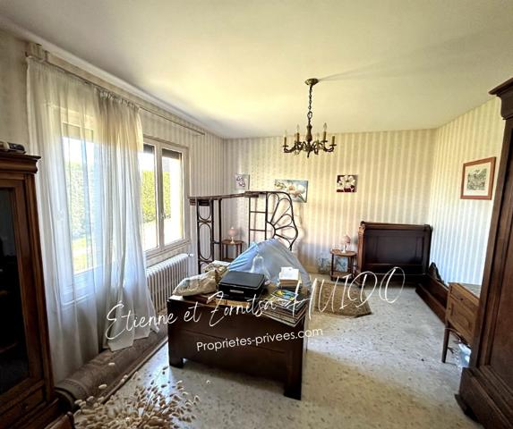 Ensemble de 2 maisons Vatan 8 pièce(s) 168 m2