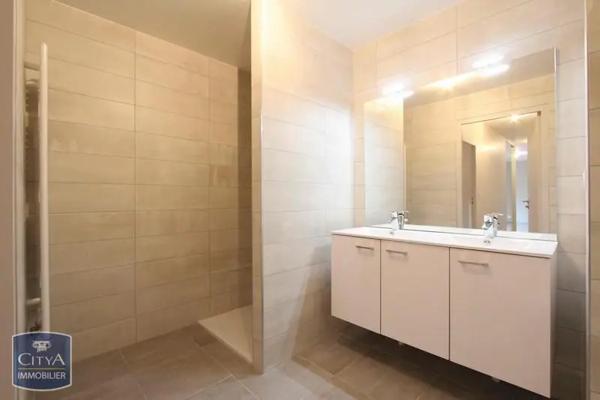 Appartement à louer 3 pièces 67.05m²