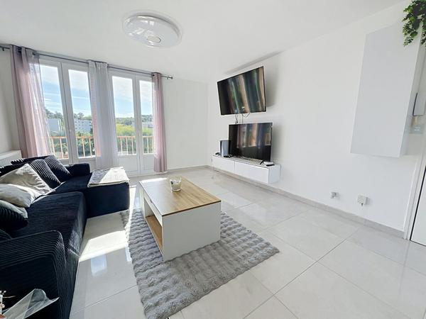 Valence Chateauvert Appartement 3 pièces de 59 m2 + cave