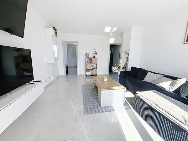Valence Chateauvert Appartement 3 pièces de 59 m2 + cave
