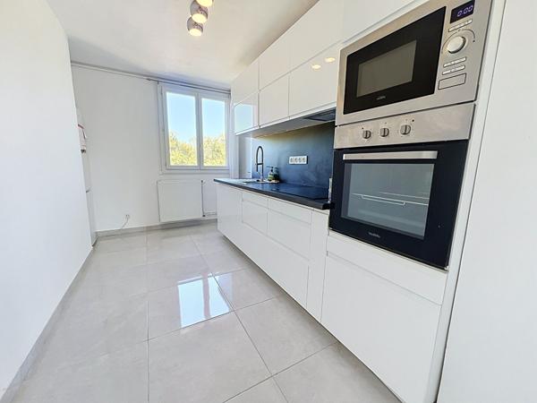 Valence Chateauvert Appartement 3 pièces de 59 m2 + cave