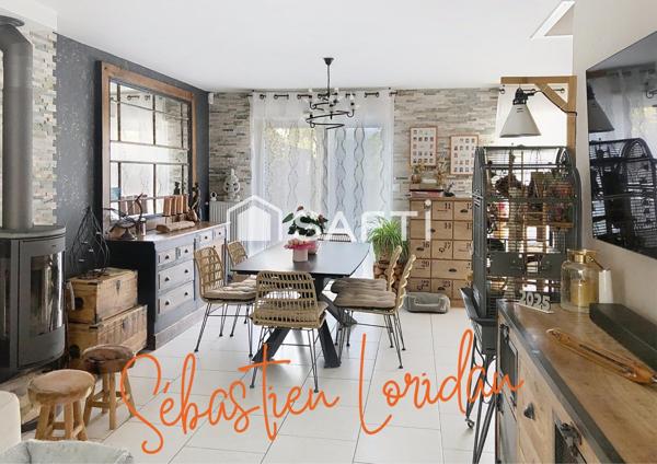 Rare sur le secteur : maison familiale de 102 M2 avec suite parentale, jardin et double garage