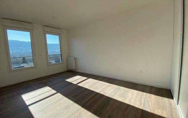 Appartement à louer    2 pièces • 67,76 m2 Rouen