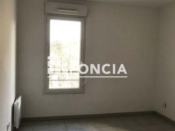 Location Appartement 3 pièces 58.51 m² - 83 RUE DE LA JARRE Marseille 13009