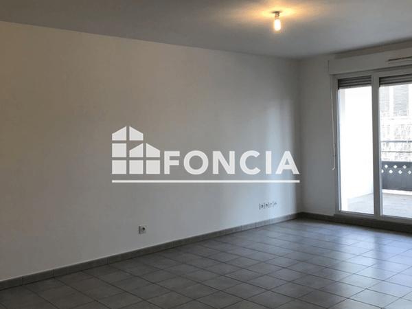 Location Appartement 3 pièces 58.51 m² - 83 RUE DE LA JARRE Marseille 13009