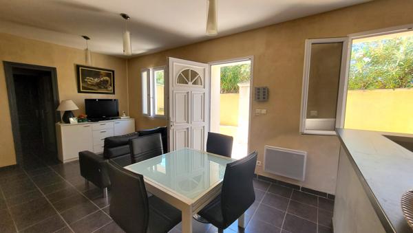 Ensuès-la-Redonne (13820) Maison type 4 avec jardin ,et une place de parking privative