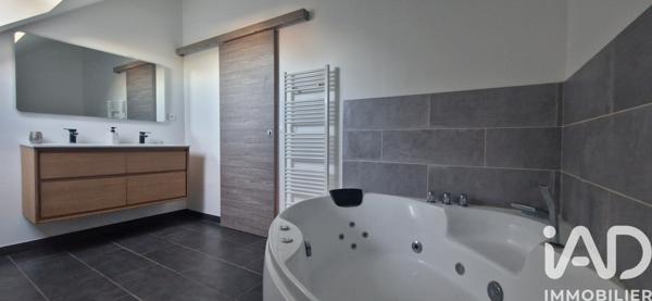 Maison à vendre 6 pièces 148 m² Bréançon
