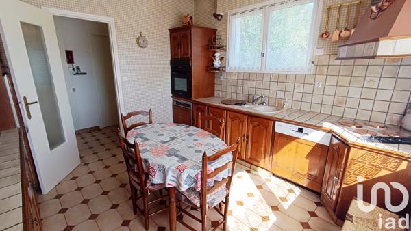 Maison à vendre 5 pièces 145 m² Châteauroux