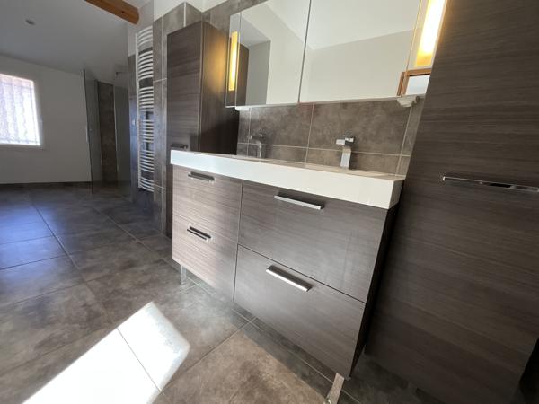 Maison 6 pièces - 180 m²