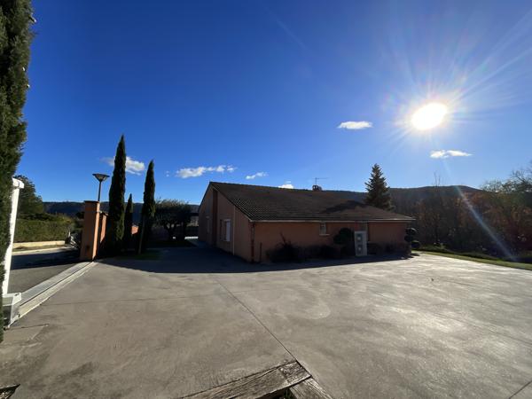 Maison 6 pièces - 180 m²