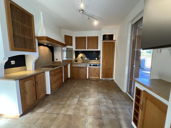 Maison 6 pièces - 180 m²