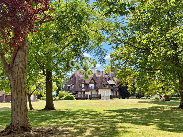DEAUVILLE ? UN DUPLEX AU VERT, AVEC JARDINS ET TERRASSES