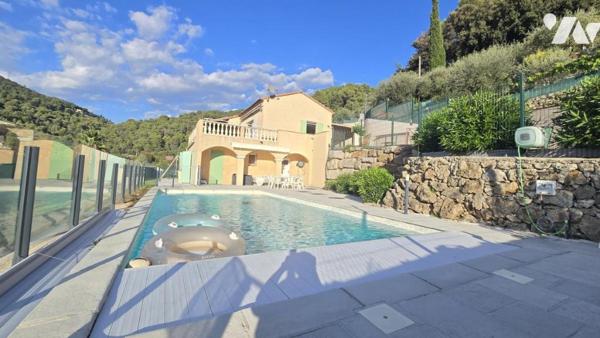 Villa La Roquette sur Var