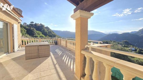 Villa La Roquette sur Var