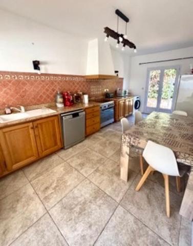 Maison T6 de 150m2 avec piscine à 8 min de Corte