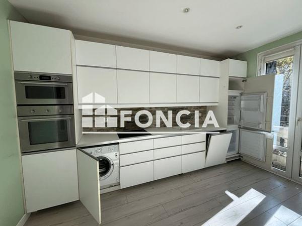 Location Appartement 2 pièces 48 m² - Nice 06300