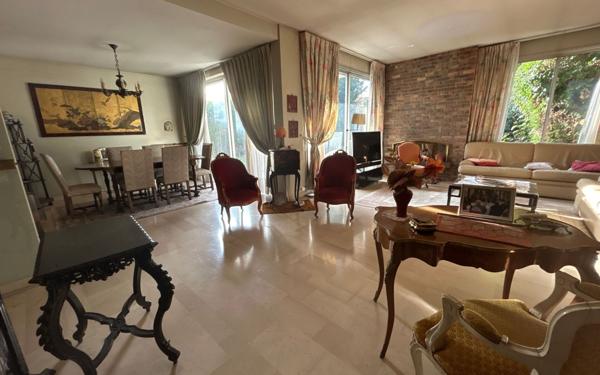 Maison à vendre    7 pièces •  Saint-Gratien