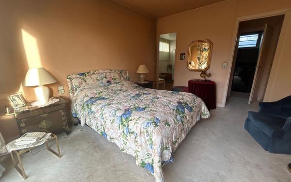 Maison à vendre    7 pièces •  Saint-Gratien