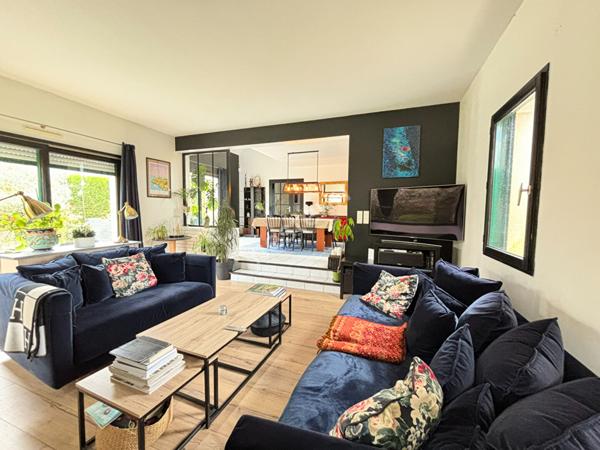 MAISON D'EXCEPTION // VERN-SUR-SEICHE // 208 M² HABITABLES