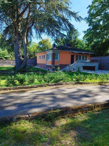 Maison plain-pied sur terrain de 9 ares