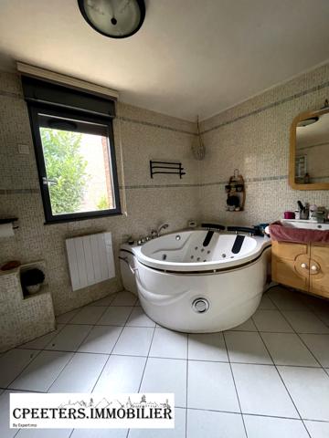 Hénin-Beaumont (62110) EN EXCLUSIVITÉ RARE SUR HÉNIN-BEAUMONT – MAISON DE PLAIN-PIED 4 CHAMBRES – +1000 m² DE TERRAIN – ENTIÈREM