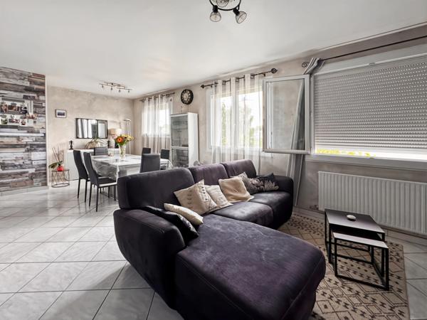 Maison à vendre 3 pièces MARCIGNY (71) 74m² - 2 chambres - piscine - terrasse - dépendances - terrain 637m²