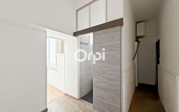 Appartement à vendre    2 pièces • 36,40 m2 Cuges-les-Pins