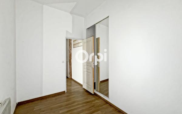 Appartement à vendre    2 pièces • 36,40 m2 Cuges-les-Pins