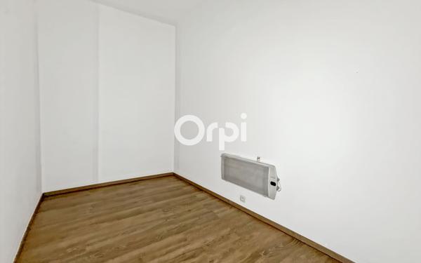 Appartement à vendre    2 pièces • 36,40 m2 Cuges-les-Pins