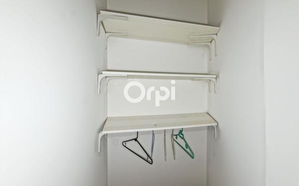 Appartement à vendre    2 pièces • 36,40 m2 Cuges-les-Pins