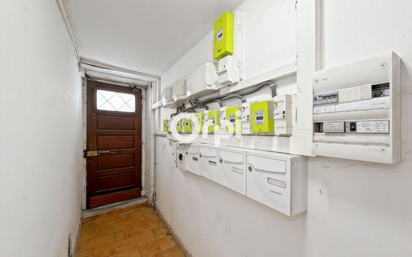 Appartement à vendre    2 pièces • 36,40 m2 Cuges-les-Pins