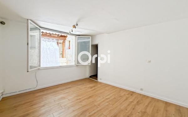 Appartement à vendre    2 pièces • 36,40 m2 Cuges-les-Pins
